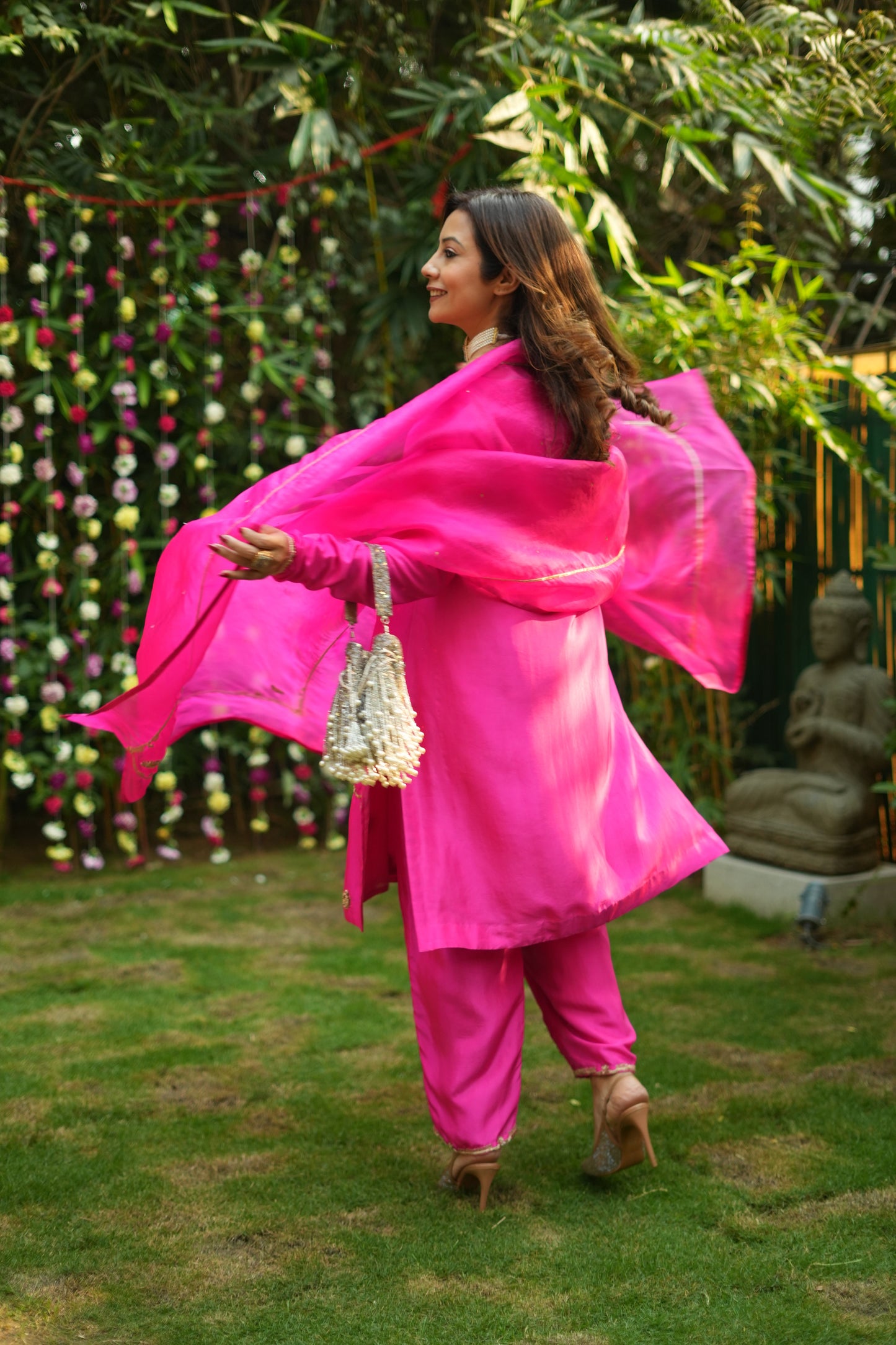 The Eternal Pink Fuchsia Curved Neckline Kurta Set