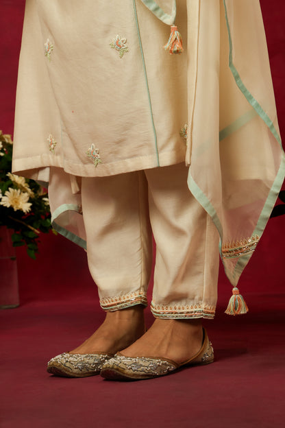 The Eternal Ivory Panneled Kurta Set