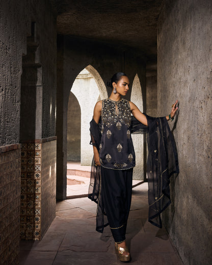 The Eternal Rich Black Kurti & Salwar Set
