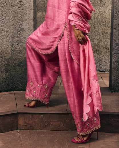 The Eternal Rose-Pink Kurta & Salwar Set