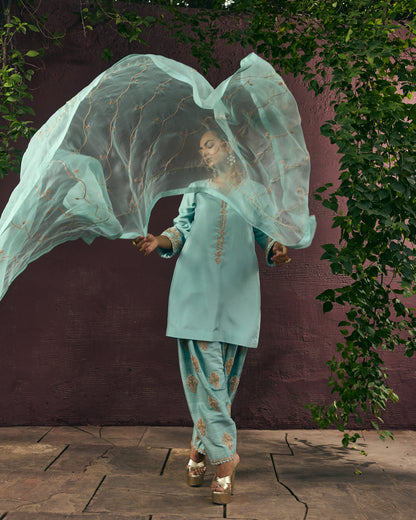 The Eternal Aqua Blue Classic Kurta & Salwar Set