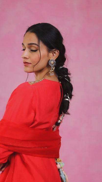 The Eternal Scarlet-Red kurta set